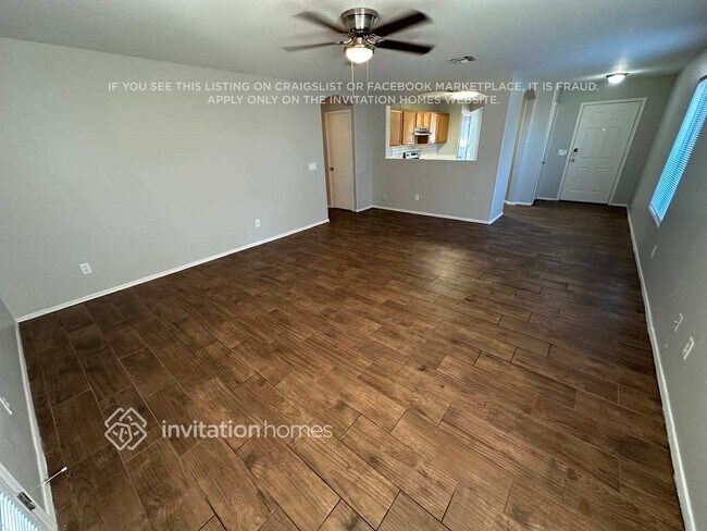 Foto del edificio - 2430 W Darrel Rd