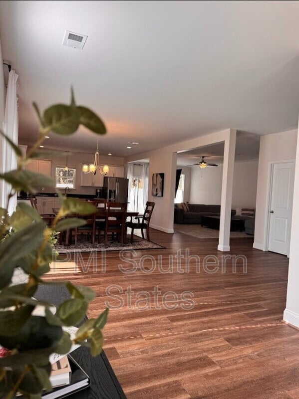 Building Photo - 401 Albus Dr