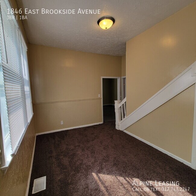 Foto del edificio - 1846 E Brookside Ave