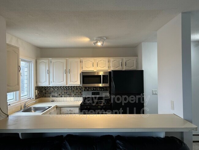 Building Photo - 1616 74th St