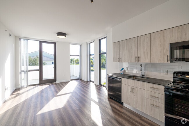 1 habitación, 1 baño - 722 pies cuadrados - Sala de estar - Naranja Grand I