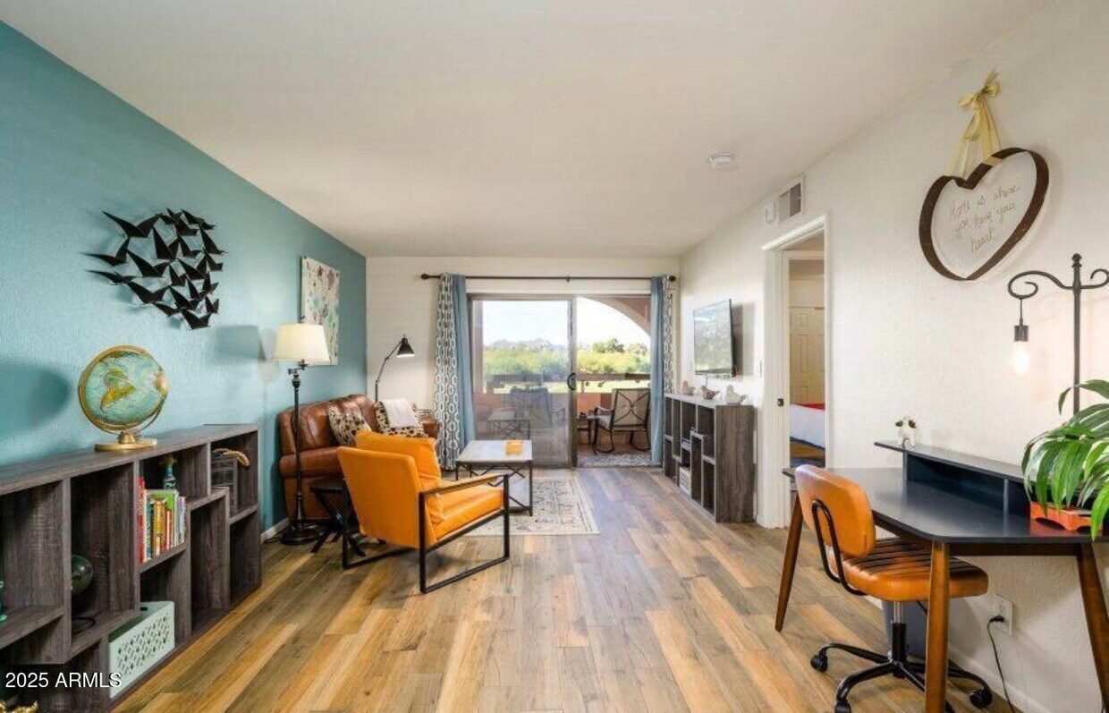 Foto principal - 4303 E Cactus Rd