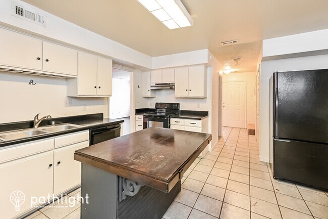 Foto del edificio - 616 Lonetree Court, Culpeper, VA, 22701