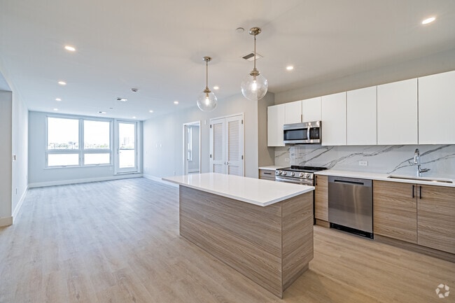 Building Photo - Skylar Lofts