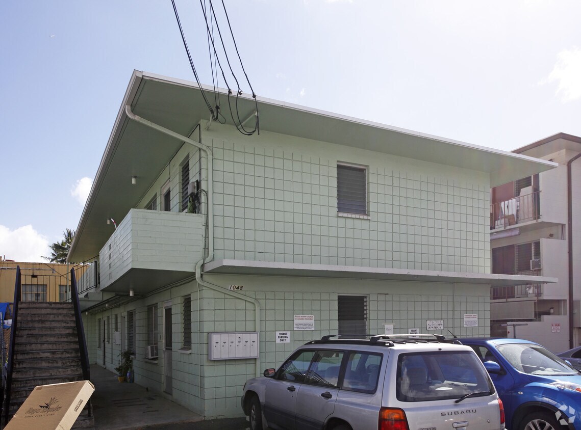 Primary Photo - 1048 Wong Ho Ln