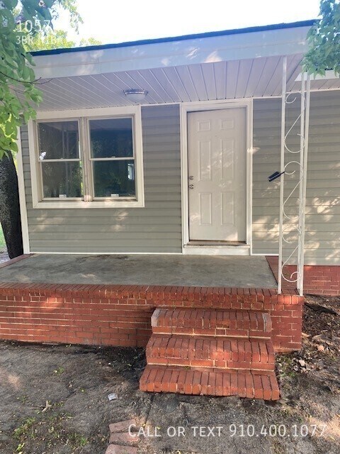 Primary Photo - 1057 Honeycutt Rd