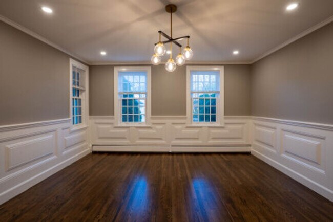 Foto del edificio - 40 Puddingstone Ln
