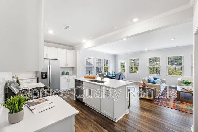 Photo - 1015 Red Wing Dr House