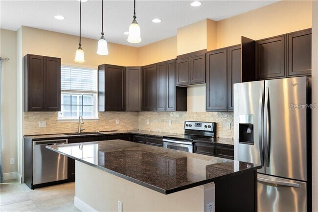 Building Photo - 1412 Lobelia Dr