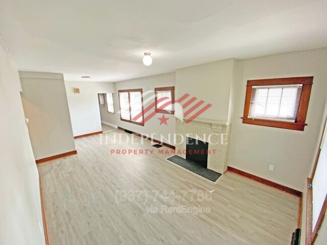 Foto del edificio - 115 Northwood Ave