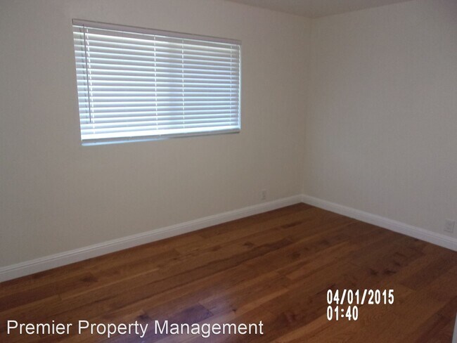 Foto del edificio - 3 br, 2 bath House - 919 W. Oak