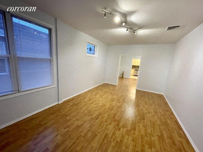 Foto del edificio - 78-45 75th St