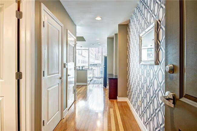 Foto del edificio - 44 Peachtree Pl NW
