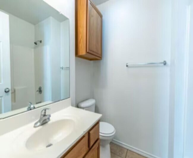Foto del edificio - Available June 2026! 3 bed 3 bath 2 car garage