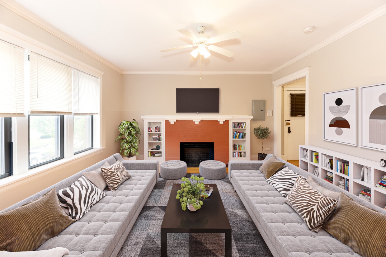 BJB Evanston - 1576 Oak - BJB Evanston - 1576 Oak