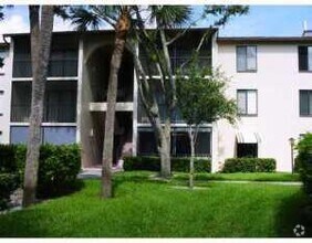 Building Photo - 204 Foxtail Dr