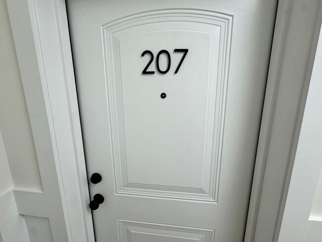 Photo - THE CROWN AT CORNESTONE Apartment