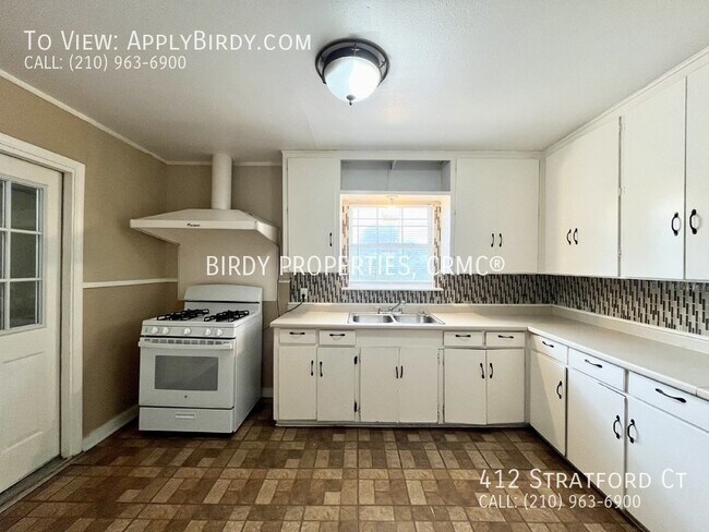 Building Photo - Charming 2 Bedroom Home in San Antonio wit...