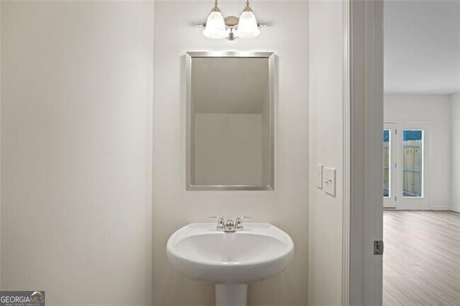 Foto del edificio - 541 Magnolia Cir