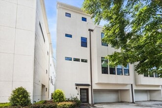 Building Photo - 1703 Weber St