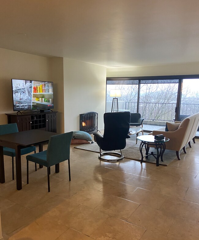 OPEN CONCEPT LIVING AND DINING ROOM -- BRIGHT AND SAPCIOUS MT HOOD VIEW - 2221 SW 1st Ave