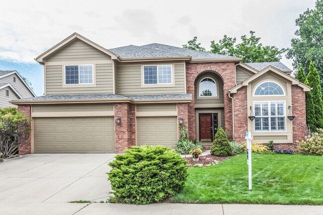 Building Photo - Stunning 5 bedroom in Willow Springs