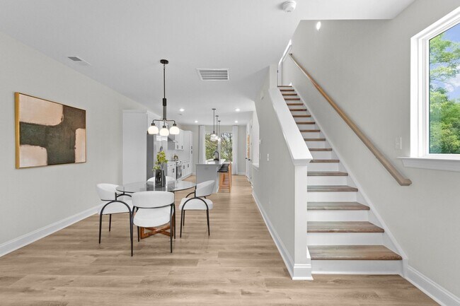 Foto del edificio - Brand New 3BR/3.5BA Townhome in Charlotte