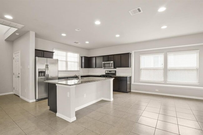Foto del edificio - 440 Canadian Springs Dr