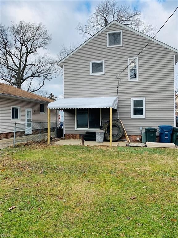 Foto del edificio - 20561 Stanford Ave