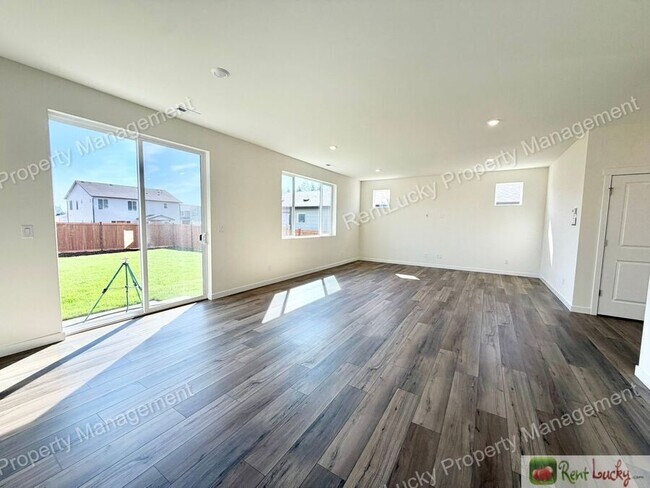 Foto del edificio - 17106 126th St Ct E