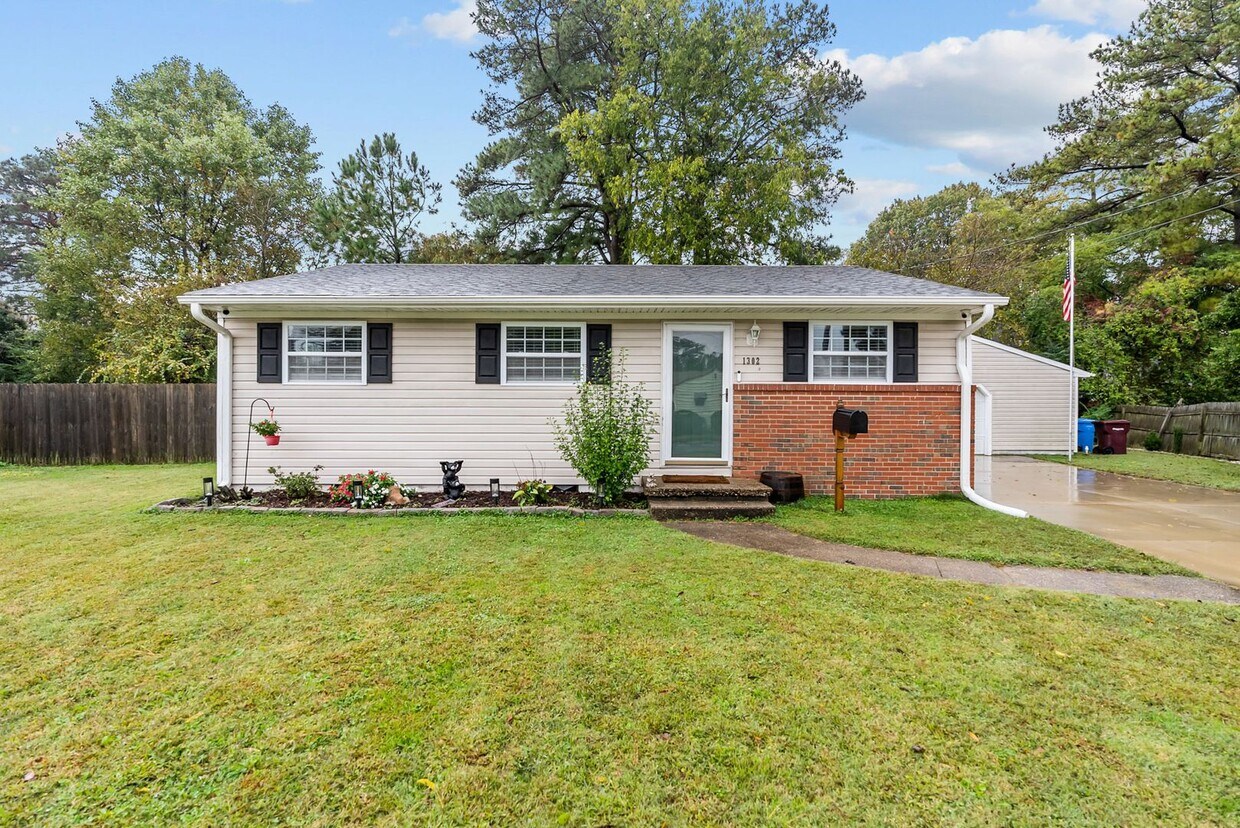 Foto principal - Now Available in Chesapeake!