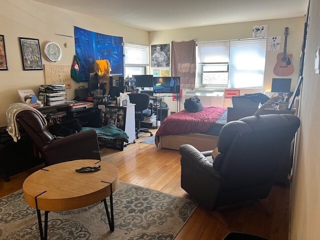 303-Living Area - Greenview Apartments