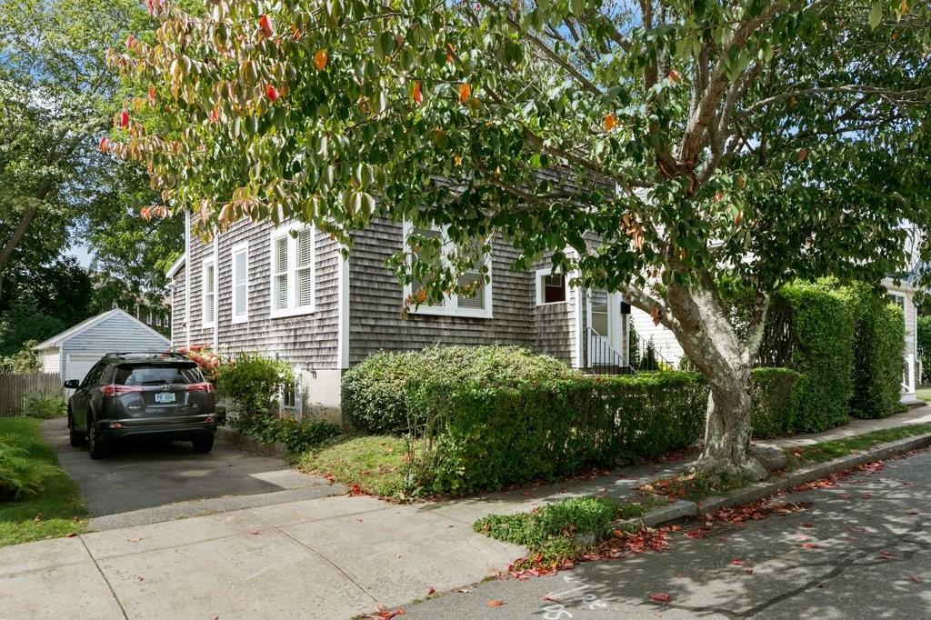 Foto principal - 42 Almy St