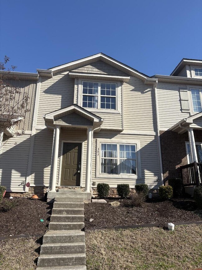 Building Photo - 735 Tulip Grove Rd