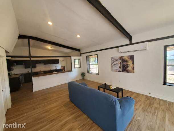 Foto principal - 3 br, 2 bath House - 1729 County Road 4430
