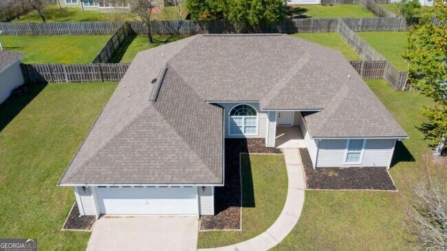 Foto del edificio - 105 Juliana Pl