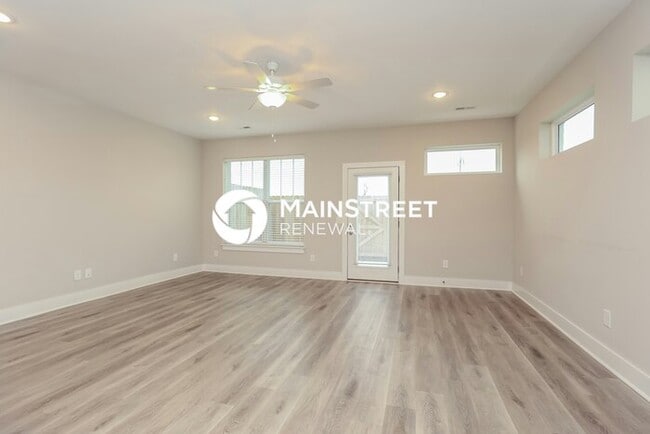 Building Photo - 138 Noble Park Cir