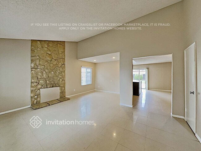 Foto del edificio - 20307 Elkwood St