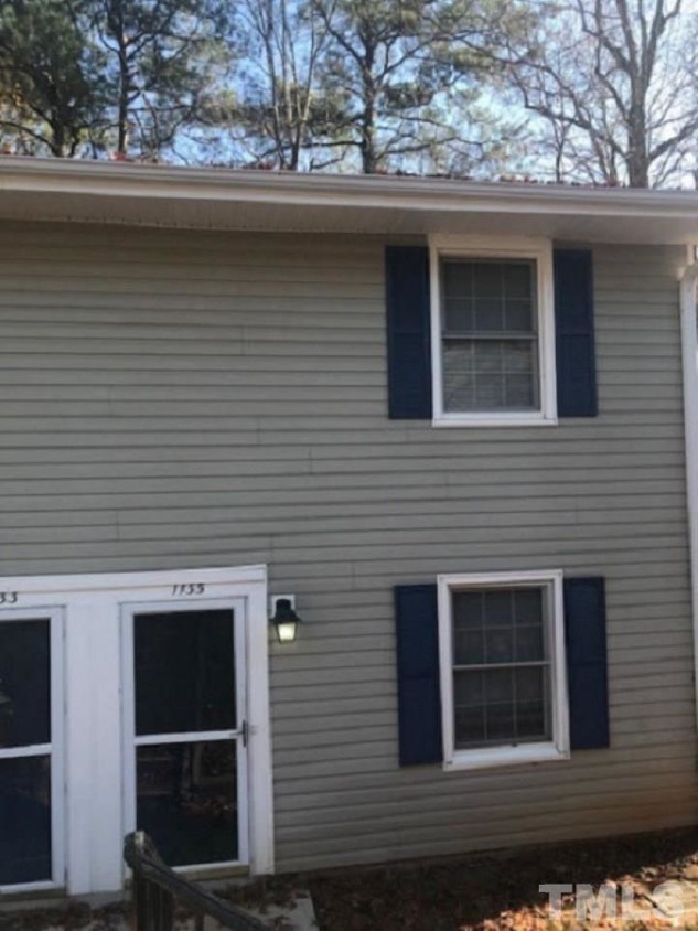 Primary Photo - 1135 Nottingham Cir