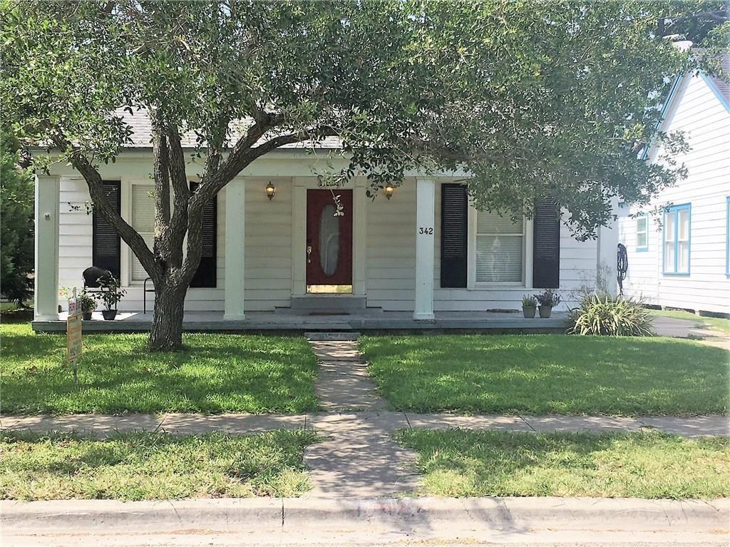Primary Photo - 342 Naples St