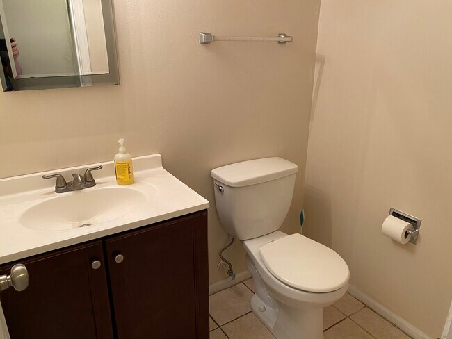 Building Photo - 3S121 Timber Dr