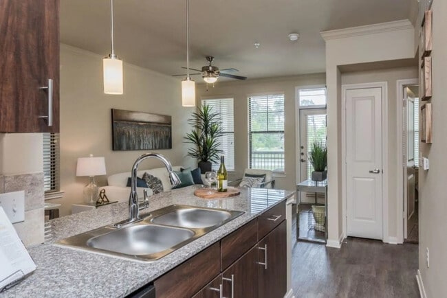 Photo - Making Midtown Buzz — Live in Style Today! Apartment