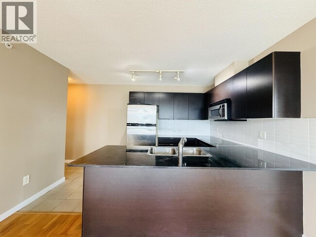 Building Photo - 4178 Dawson St