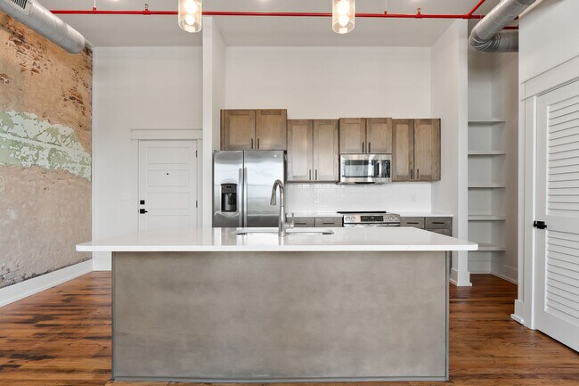 Foto del edificio - 211 W Colville St