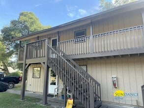 Building Photo - 707 Green St