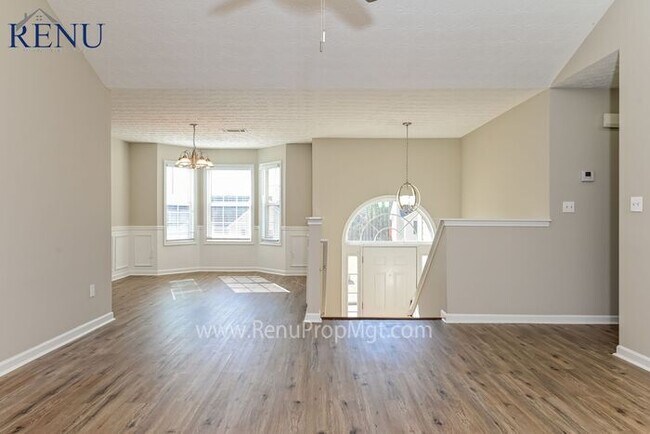 Foto del edificio - Now Available! 5 Bedroom 3 Bath!