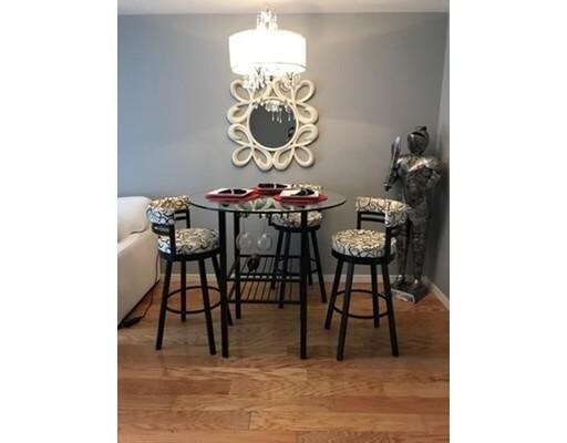 Building Photo - 175 Cottage St