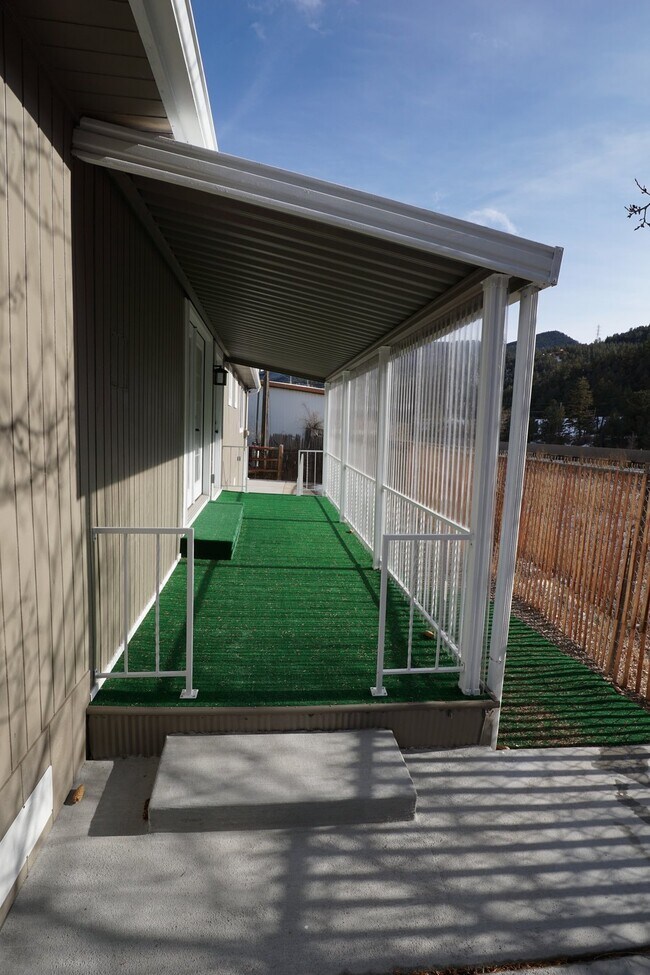 Foto del edificio - Three Bedroom Home in Idaho Springs!!