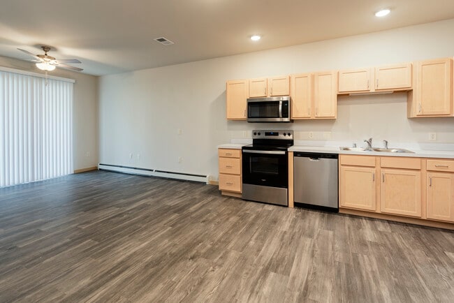 Building Photo - Layton Preserve