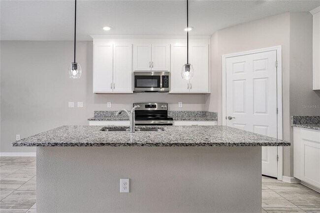 Building Photo - 5528 Tripoli Dr